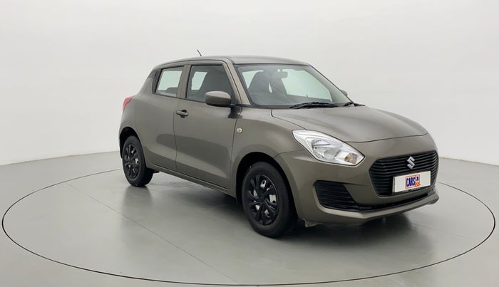 2018 Maruti Swift LXI D, Petrol, Manual, 33,942 km, Right Front Diagonal