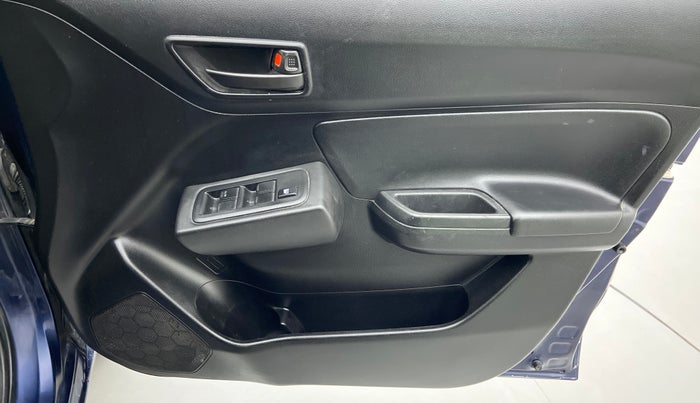 2020 Maruti Swift LXI, CNG, Manual, 59,654 km, Driver Side Door Panels Control