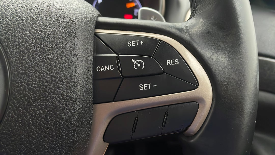 2015 Jeep Grand Cherokee Laredo (4x2), Automatic, 64040 km, Cruise Control