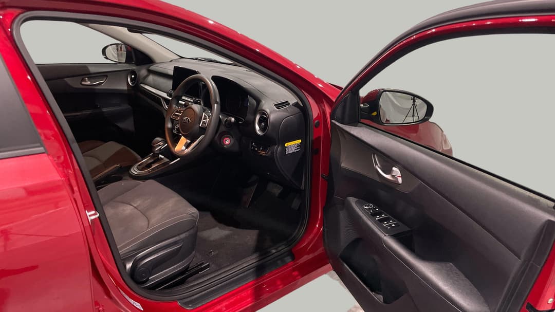 2019 Kia Cerato S, Automatic, 53695 km, Right Side Front Door Cabin View