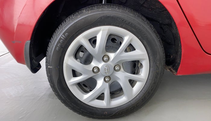 2018 Hyundai Grand i10 MAGNA 1.2 VTVT, Petrol, Manual, 26,485 km, Right Rear Wheel