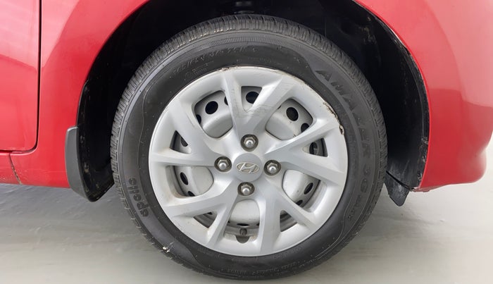2018 Hyundai Grand i10 MAGNA 1.2 VTVT, Petrol, Manual, 26,485 km, Right Front Wheel