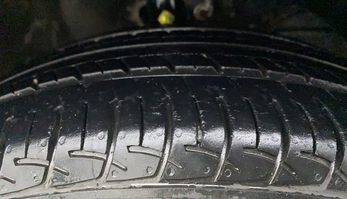 2018 Maruti Baleno DELTA 1.2 K12, Petrol, Manual, 24,113 km, Right Front Tyre Tread
