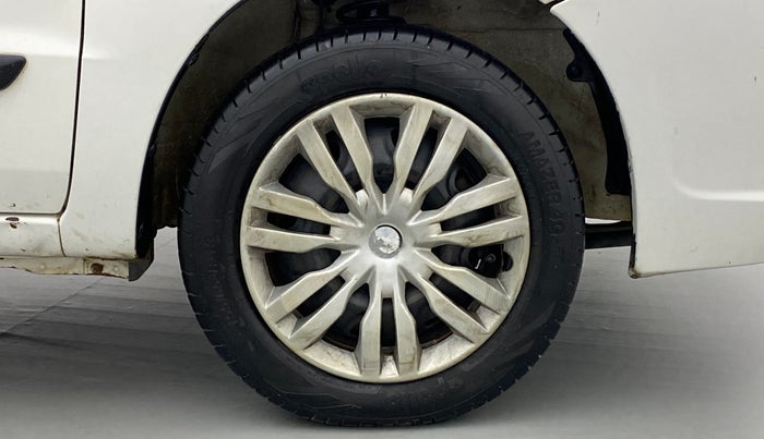 2012 Maruti Zen Estilo VXI, Petrol, Manual, 1,11,170 km, Right Front Wheel