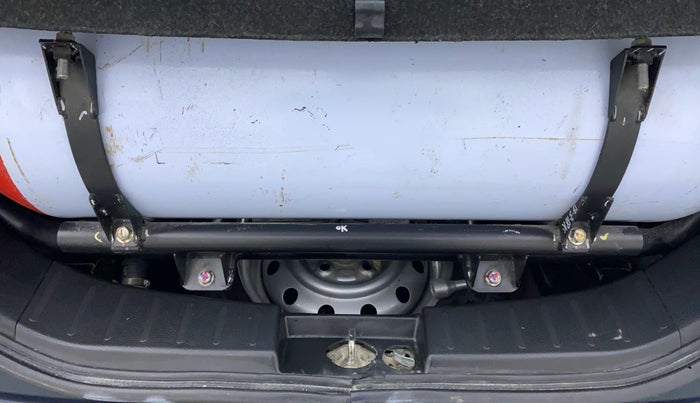 2018 Maruti Wagon R 1.0 LXI CNG, CNG, Manual, 63,377 km, Boot Inside