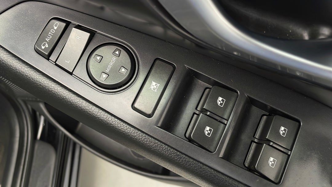 2018 Hyundai i30 Premium, Automatic, 41307 km, Drivers Side Door Panel Controls