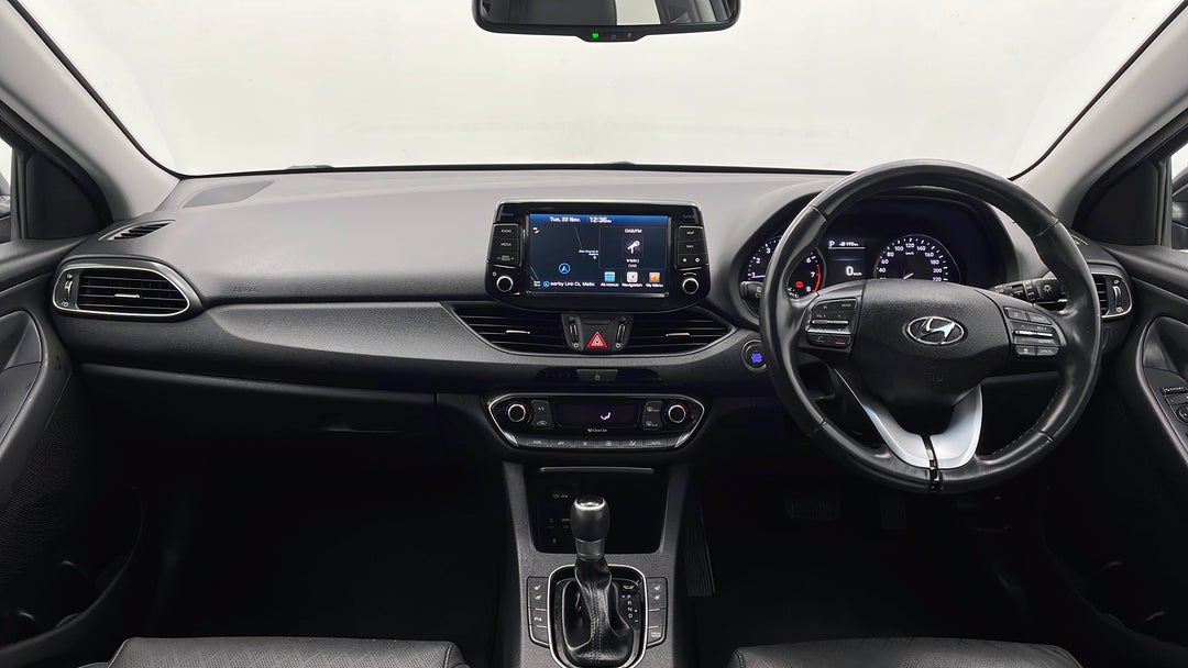 2018 Hyundai i30 Premium, Automatic, 41307 km, Dashboard View