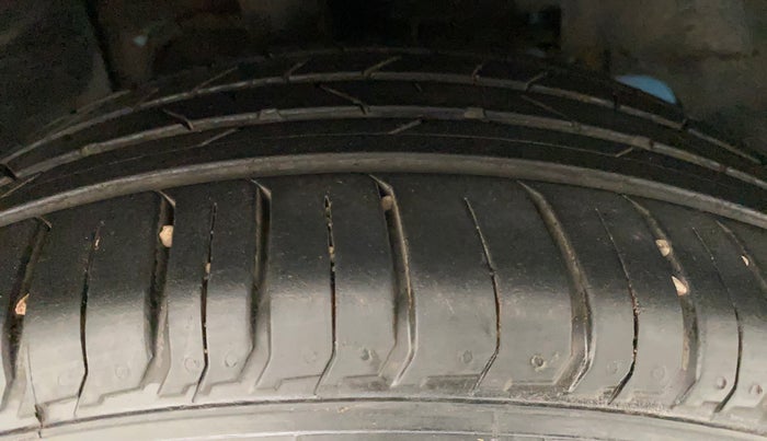 2018 Tata NEXON XZA PLUS DIESEL, Diesel, Automatic, 85,731 km, Right Front Tyre Tread