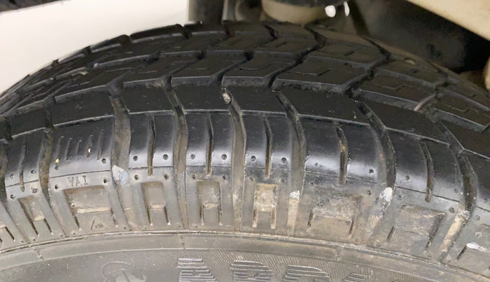 2019 Maruti Eeco 5 STR WITH A/C+HTR, Petrol, Manual, 29,880 km, Right Rear Tyre Tread