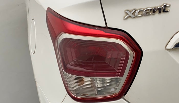 2015 Hyundai Xcent S 1.2, Petrol, Manual, 49,355 km, Left tail light - Minor scratches