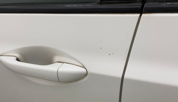 2015 Hyundai Xcent S 1.2, Petrol, Manual, 49,355 km, Front passenger door - Minor scratches