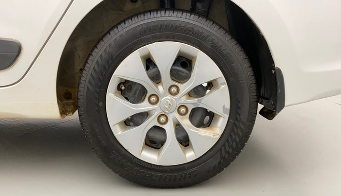 2015 Hyundai Xcent S 1.2, Petrol, Manual, 49,355 km, Left Rear Wheel