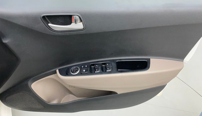 2015 Hyundai Xcent S 1.2, Petrol, Manual, 49,355 km, Driver Side Door Panels Control