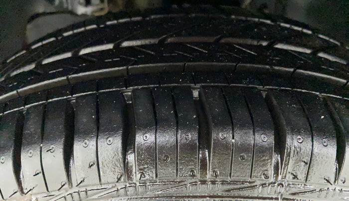 2018 Tata Tiago XT 1.2 REVOTRON, Petrol, Manual, 50,932 km, Left Front Tyre Tread