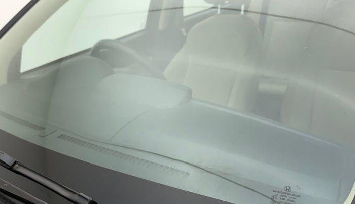 2018 Honda Amaze 1.2L I-VTEC VX, Petrol, Manual, 47,462 km, Front windshield - Minor spot on windshield