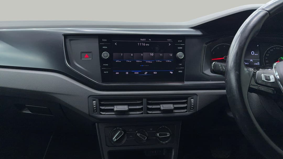 2021 Volkswagen Polo 70tsi Trendline, Automatic, 52972 km, Center Console