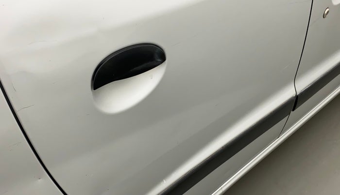 2011 Hyundai Santro Xing GLS, Petrol, Manual, 69,941 km, Right rear door - Minor scratches