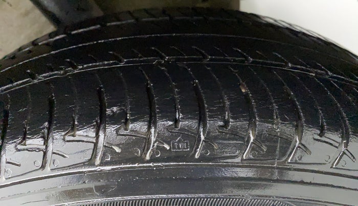 2018 Maruti Celerio VXI CNG D, CNG, Manual, 52,636 km, Left Rear Tyre Tread