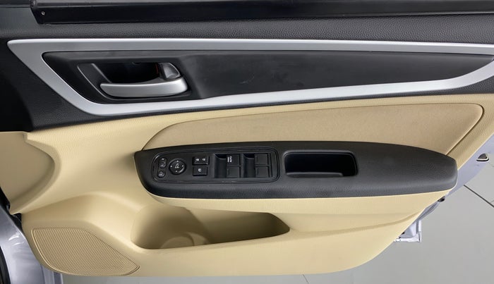 2022 Honda Amaze 1.2 VXMT I VTEC, Petrol, Manual, 3,305 km, Driver Side Door Panels Control