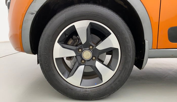 2018 Tata NEXON XZ+ 1.2 DUAL TONE, Petrol, Manual, 24,407 km, Left Front Wheel