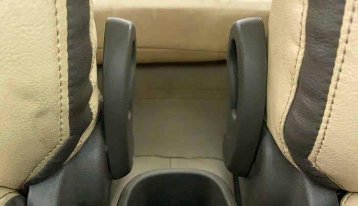 2011 Hyundai i10 MAGNA 1.2, Petrol, Manual, 75,330 km, Driver Side Adjustment Panel