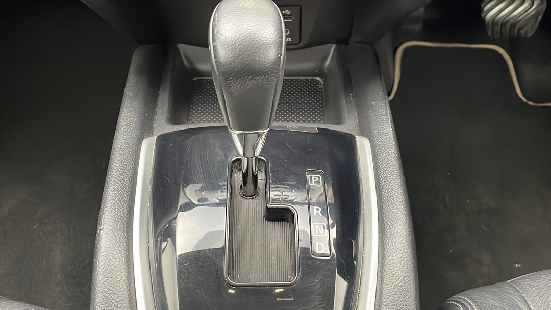 2014 Nissan X-trail Ti (4x4), Automatic, 90254 km, Gear Lever 