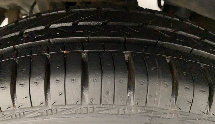2013 Hyundai Santro Xing GLS, Petrol, Manual, 32,657 km, Right Rear Tyre Tread