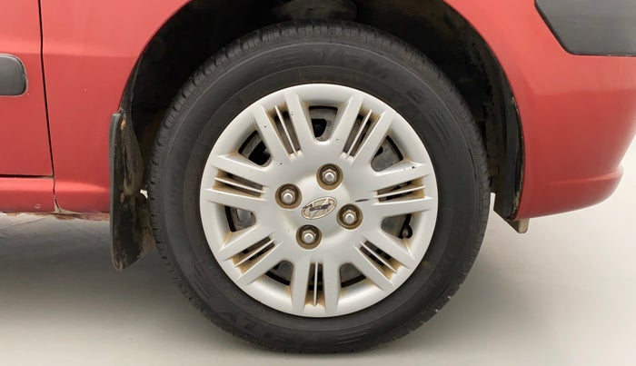 2013 Hyundai Santro Xing GLS, Petrol, Manual, 32,657 km, Right Front Wheel