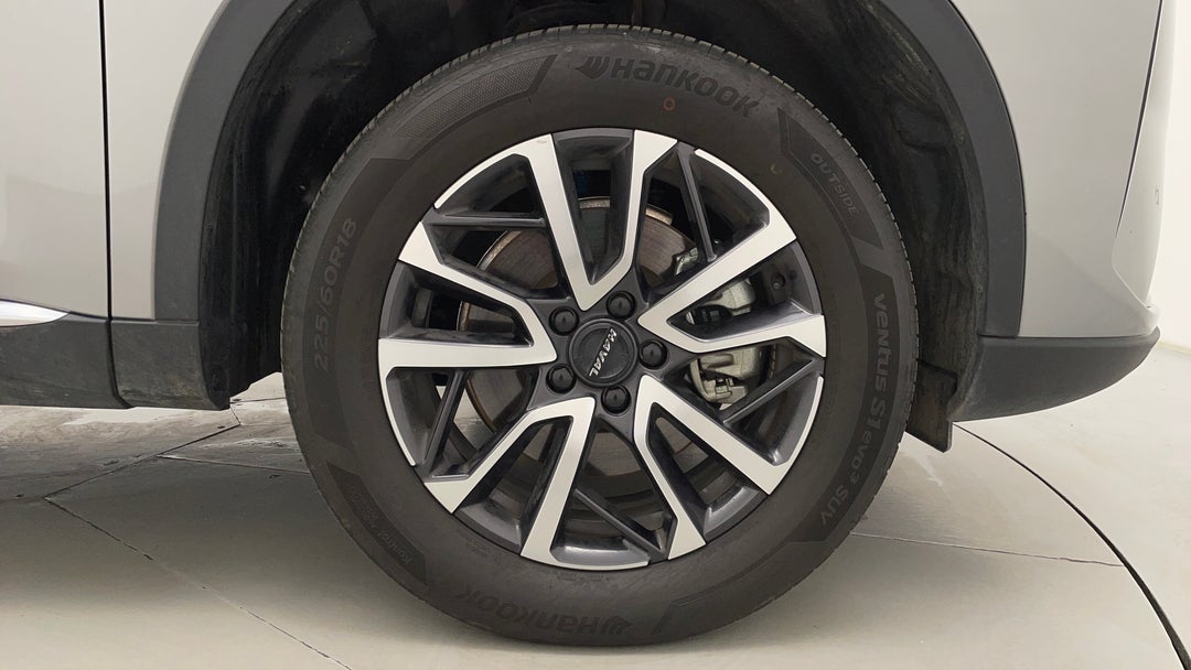 2022 GWM Haval H6 Lux, Automatic, 32905 km, Right Front Wheel