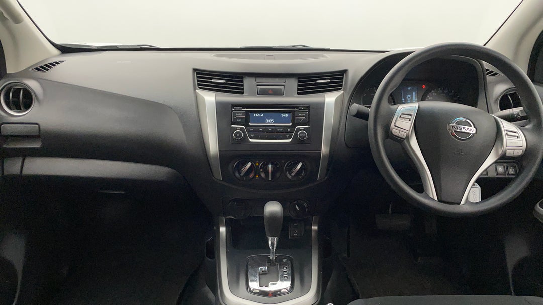 2019 Nissan Navara Rx (4x4), Automatic, 65026 km, Dashboard View
