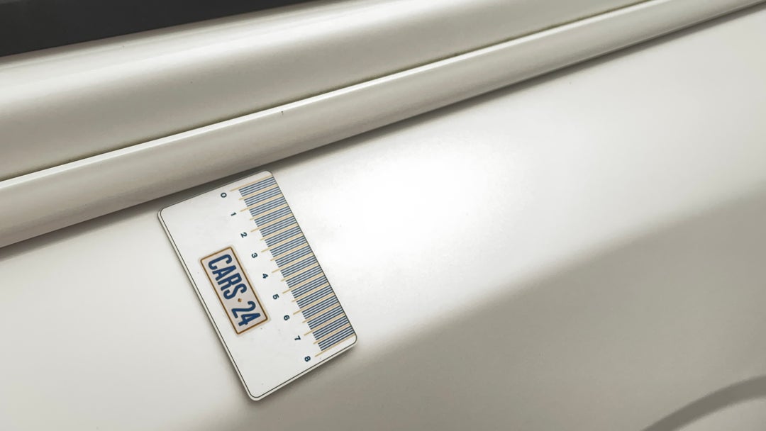 2019 Nissan Navara Rx (4x4), Automatic, 65026 km, Boot / Tailgate Tray (Ute) Dent