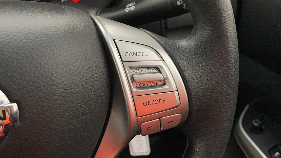 2019 Nissan Navara Rx (4x4), Automatic, 65026 km, Cruise Control