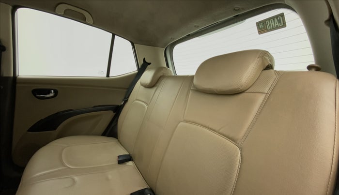 2010 Hyundai i10 SPORTZ 1.2, Petrol, Manual, 97,941 km, Right Side Rear Door Cabin