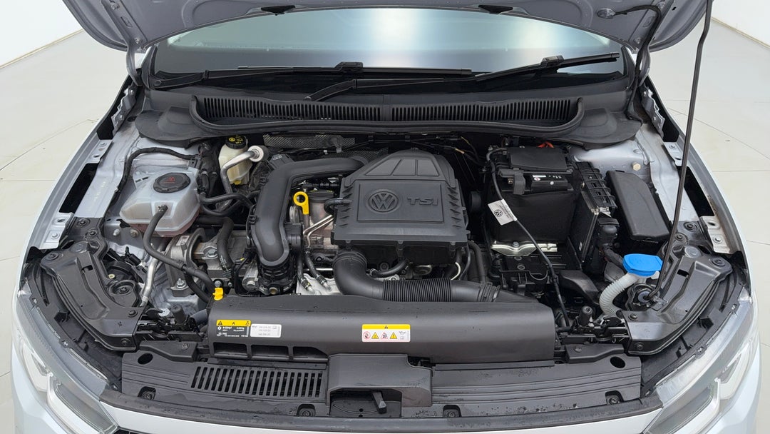 Open Bonnet (Engine)