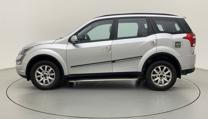 2020 Mahindra XUV500 W7 AT, Diesel, Automatic, 61,852 km, Left Side