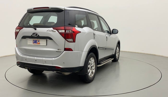 2020 Mahindra XUV500 W7 AT, Diesel, Automatic, 61,852 km, Right Back Diagonal