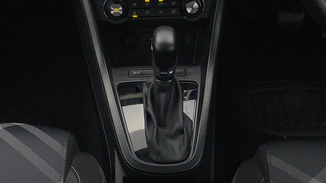 2022 MG 3 Core (with Navigation), Automatic, 34466 km, Gear Lever 