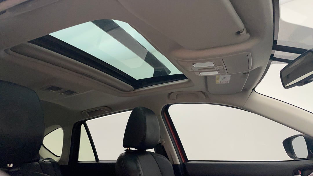 Interior Sunroof/Moonroof