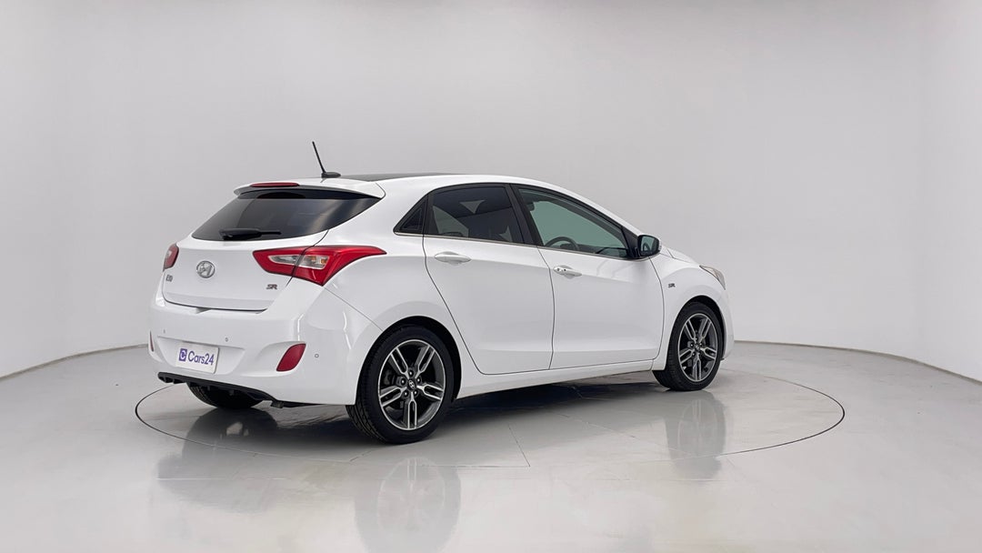 2016 Hyundai i30 Sr Premium, Automatic, 58160 km, Right Back Diagonal (45- Degree) View