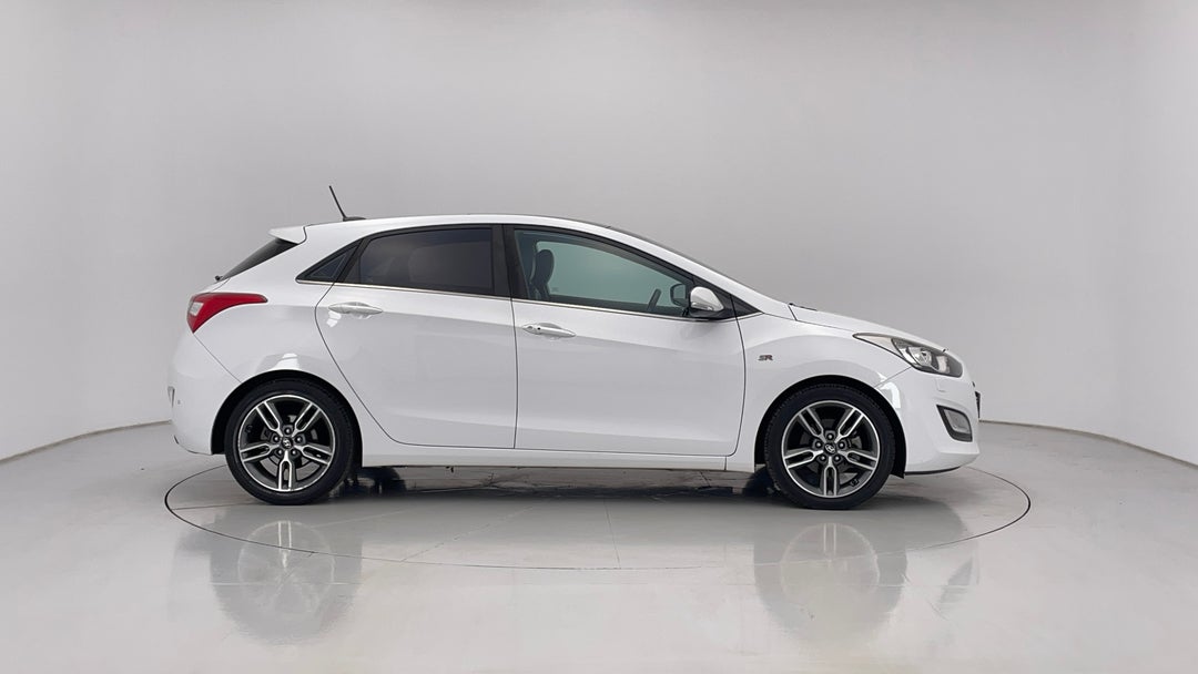 2016 Hyundai i30 Sr Premium, Automatic, 58160 km, Right Side View