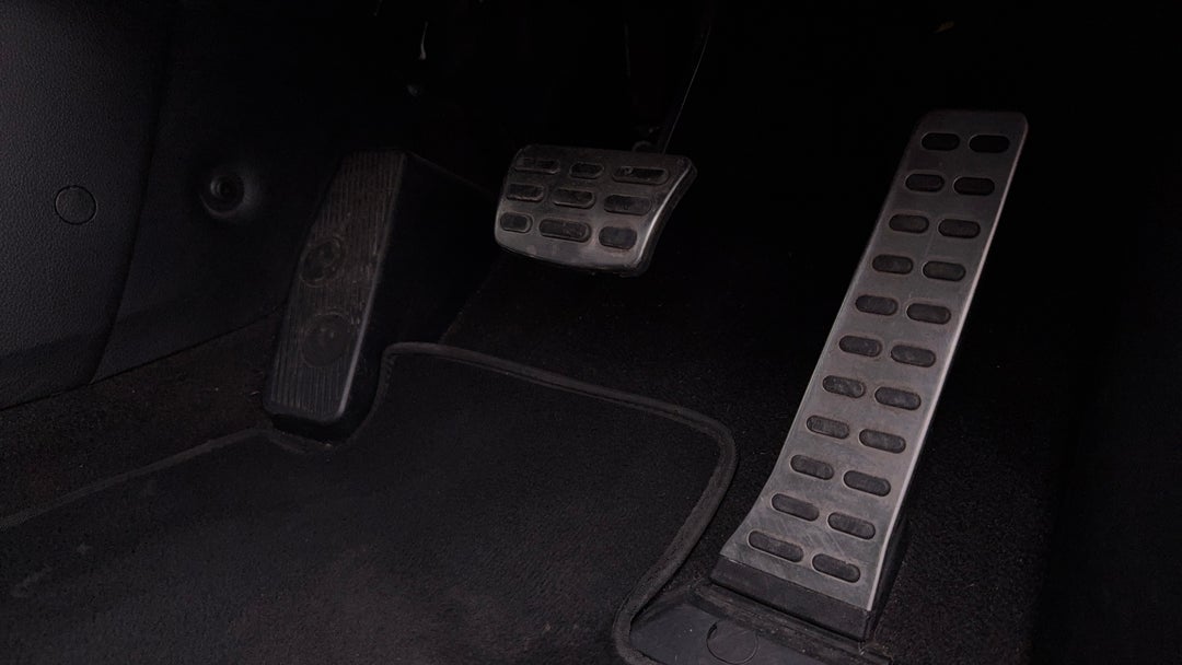 2016 Hyundai i30 Sr Premium, Automatic, 58160 km, Pedals and Footmat