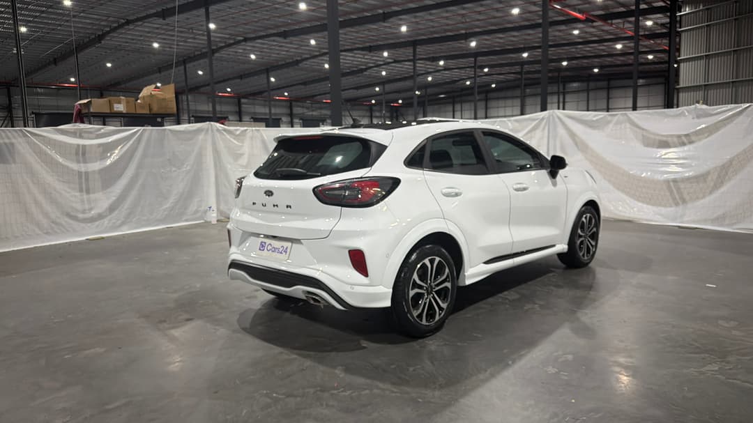 2020 Ford Puma St-line, Automatic, 124833 km, Right Back Diagonal (45- Degree) View