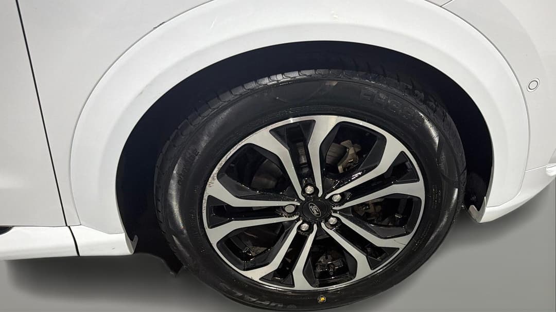 2020 Ford Puma St-line, Automatic, 124833 km, Right Front Wheel