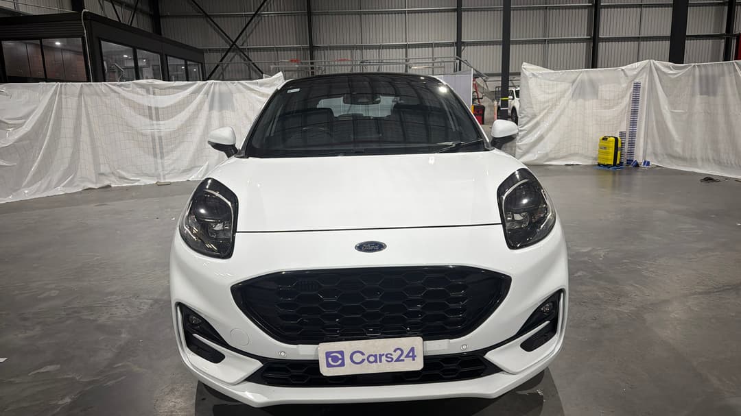 2020 Ford Puma St-line, Automatic, 124833 km, Front View