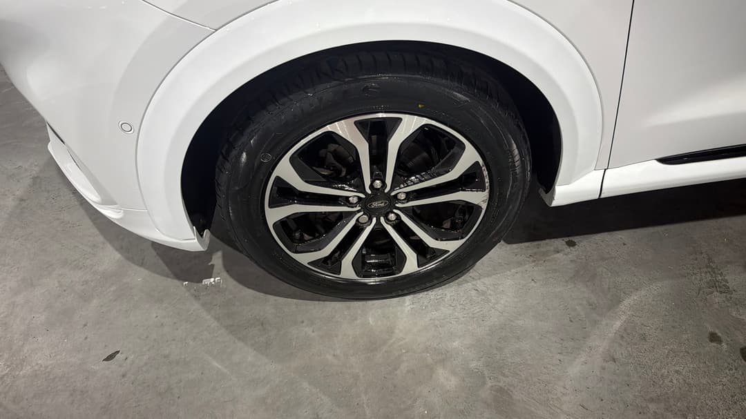 2020 Ford Puma St-line, Automatic, 124833 km, Left Front Wheel