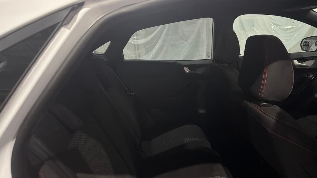 2020 Ford Puma St-line, Automatic, 124833 km, Right Side Rear Door Cabin View