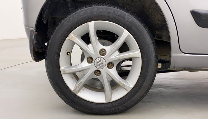 2018 Maruti Wagon R 1.0 VXI AMT, Petrol, Automatic, 28,076 km, Right Rear Wheel
