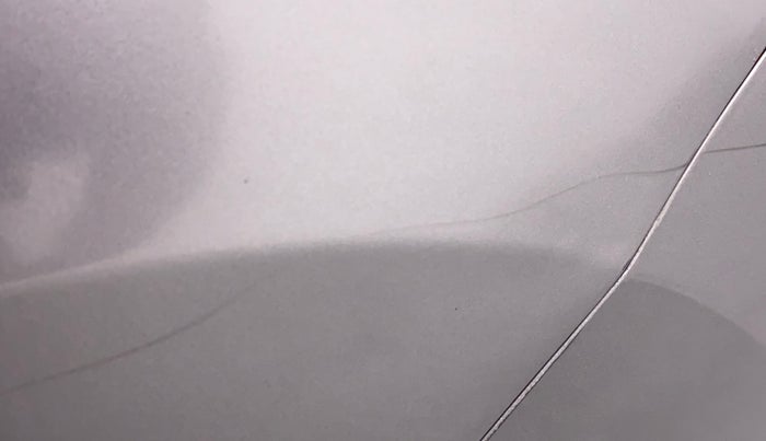 2018 Maruti Wagon R 1.0 VXI AMT, Petrol, Automatic, 28,076 km, Right fender - Minor scratches
