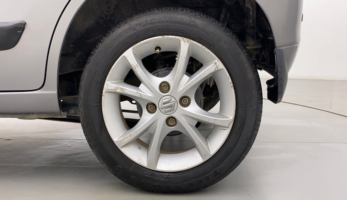 2018 Maruti Wagon R 1.0 VXI AMT, Petrol, Automatic, 28,076 km, Left Rear Wheel
