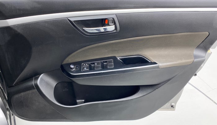 2017 Maruti Swift VXI, Petrol, Manual, 25,941 km, Driver Side Door Panels Control